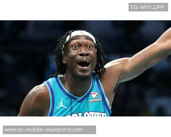 爵士中锋凯斯勒承受左肩手术赛季报销，此前曾是湖人最大引援方针